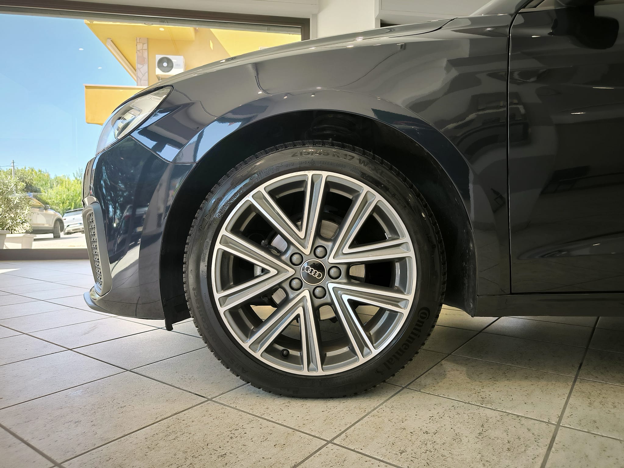 Audi A1 25 Sportback 1.0 Tfsi 95 Cv S-tronic Admired - immagine 5