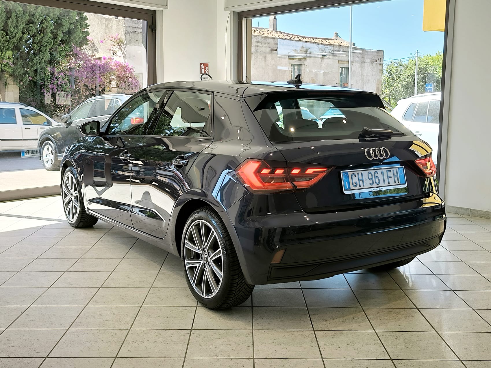 Audi A1 25 Sportback 1.0 Tfsi 95 Cv S-tronic Admired - immagine 8