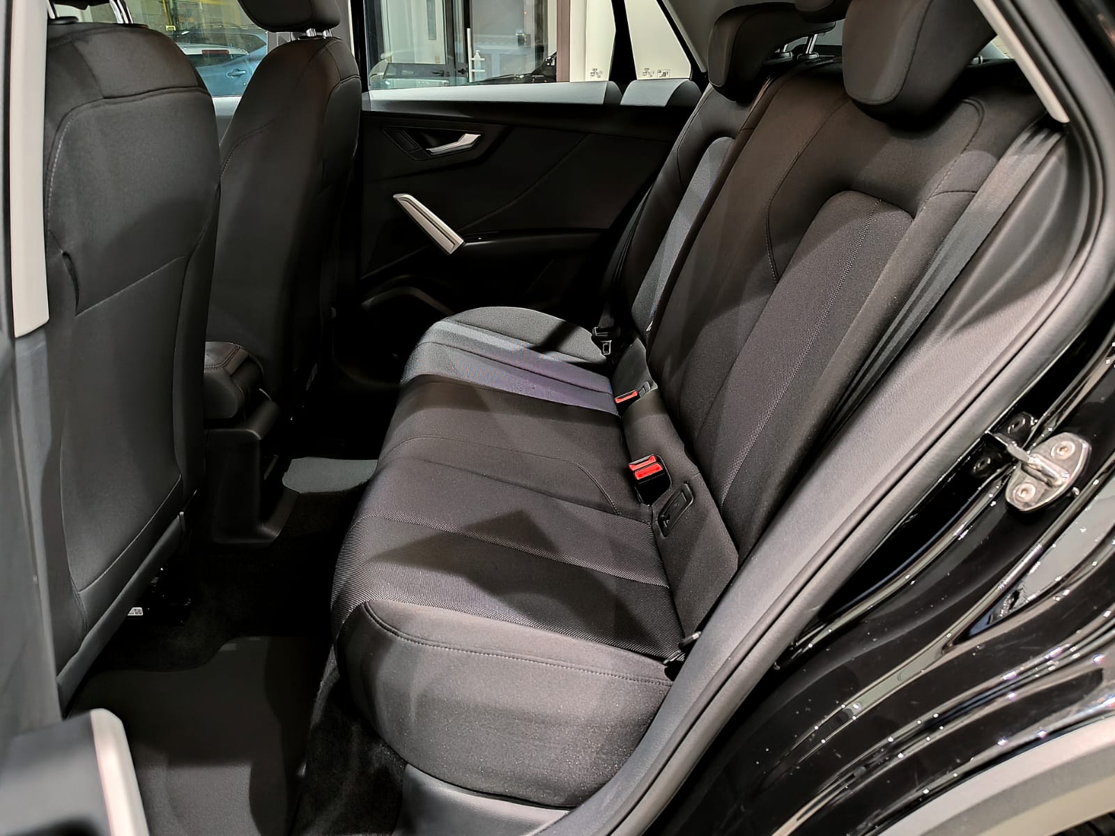 Audi Q2 30 Tdi 116 S-Tronic Business - immagine 27