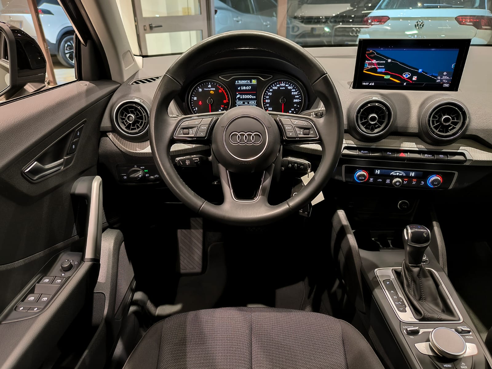 Audi Q2 30 Tdi 116 S-Tronic Business - immagine 13