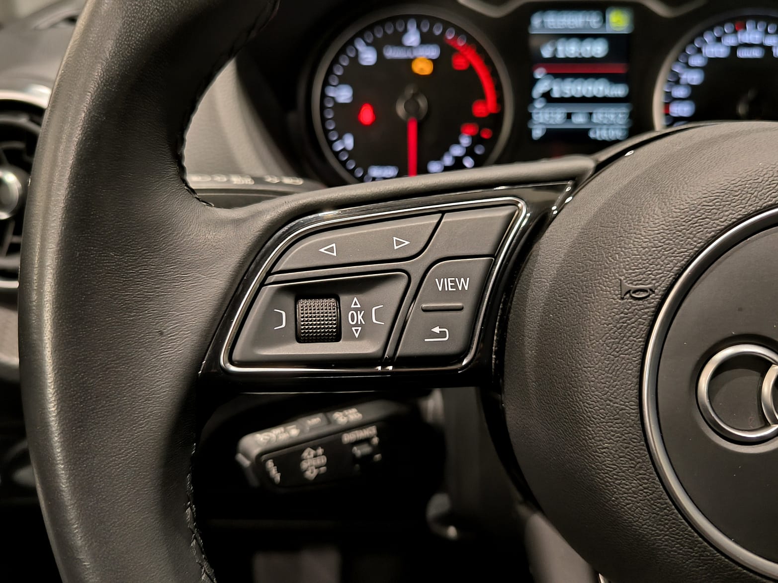 Audi Q2 30 Tdi 116 S-Tronic Business - immagine 15