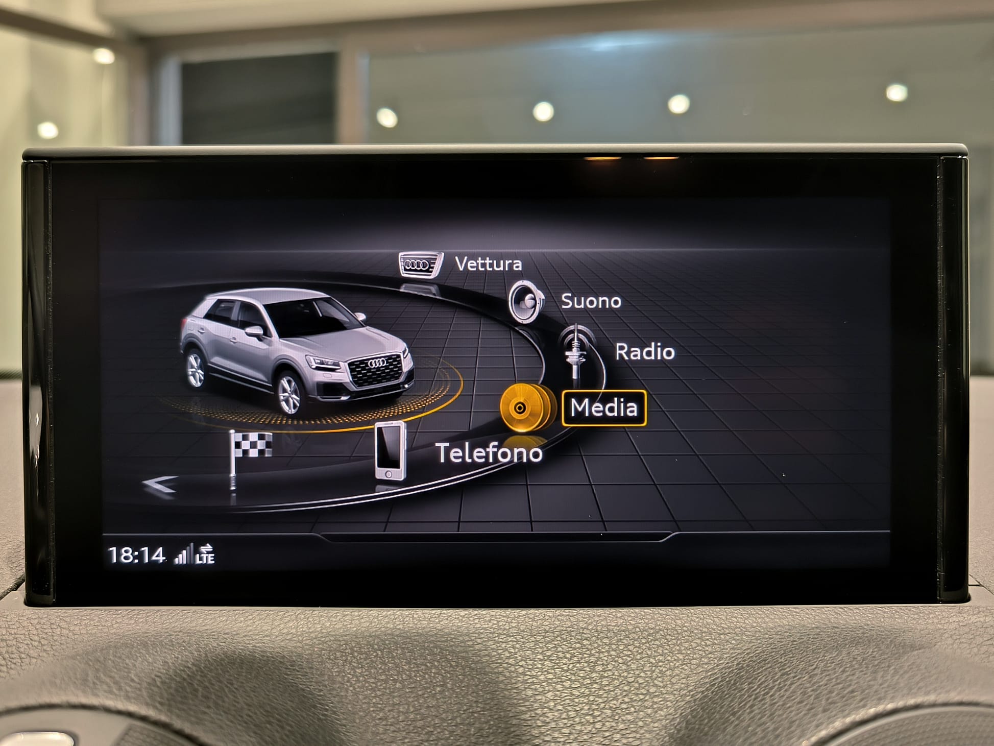 Audi Q2 30 Tdi 116 S-Tronic Business - immagine 22
