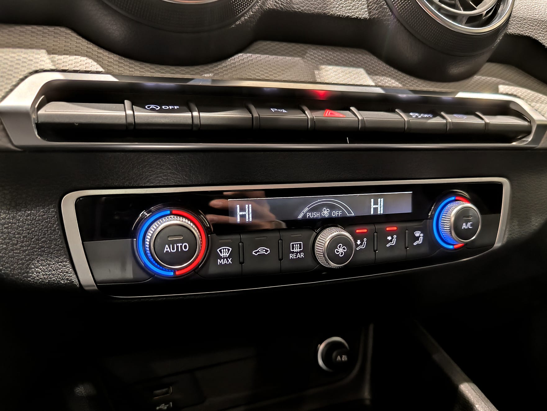 Audi Q2 30 Tdi 116 S-Tronic Business - immagine 23