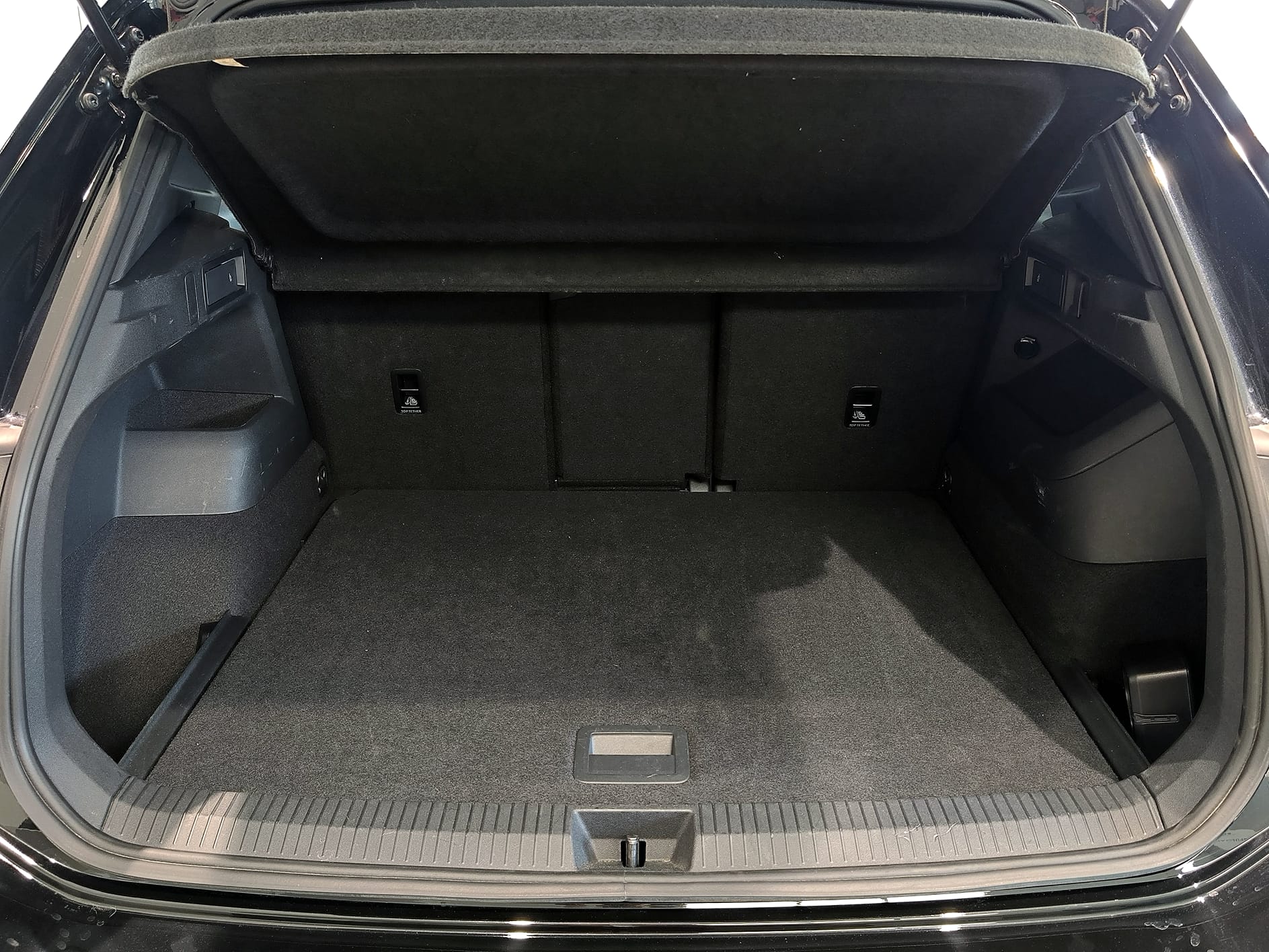 VW Tiguan 2.0 Tdi150 CV Dsg R-Line - immagine 27