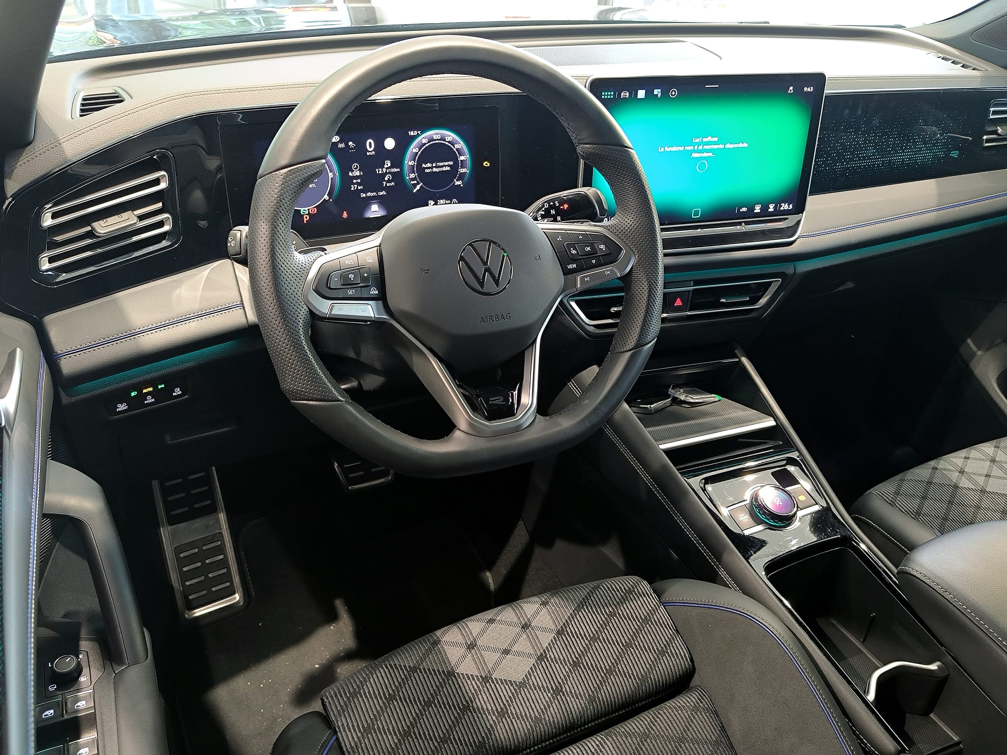 VW Tiguan 2.0 Tdi150 CV Dsg R-Line - immagine 13