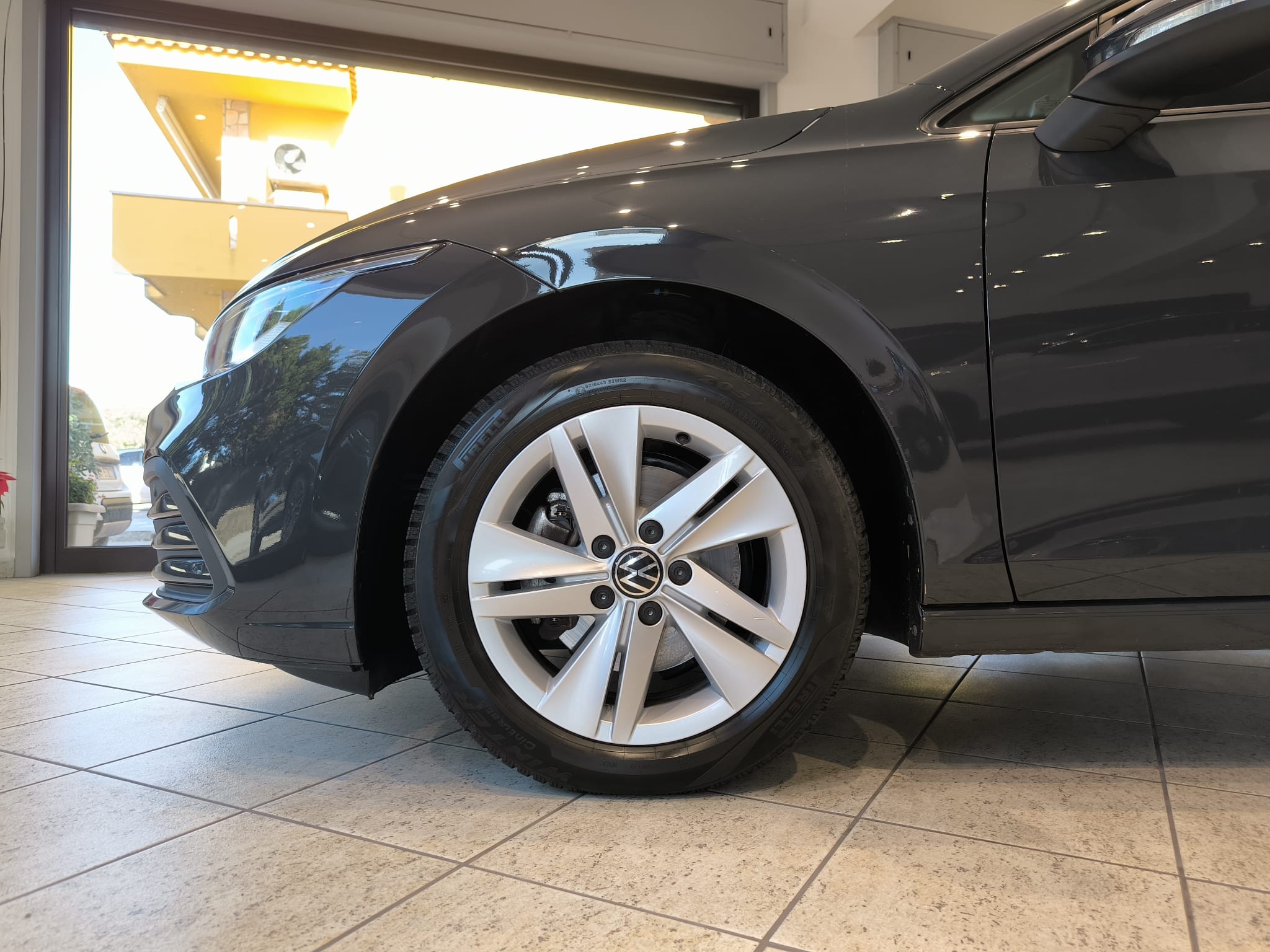 VW Golf 2.0 Tdi 115 cv Dsg Life - immagine 4