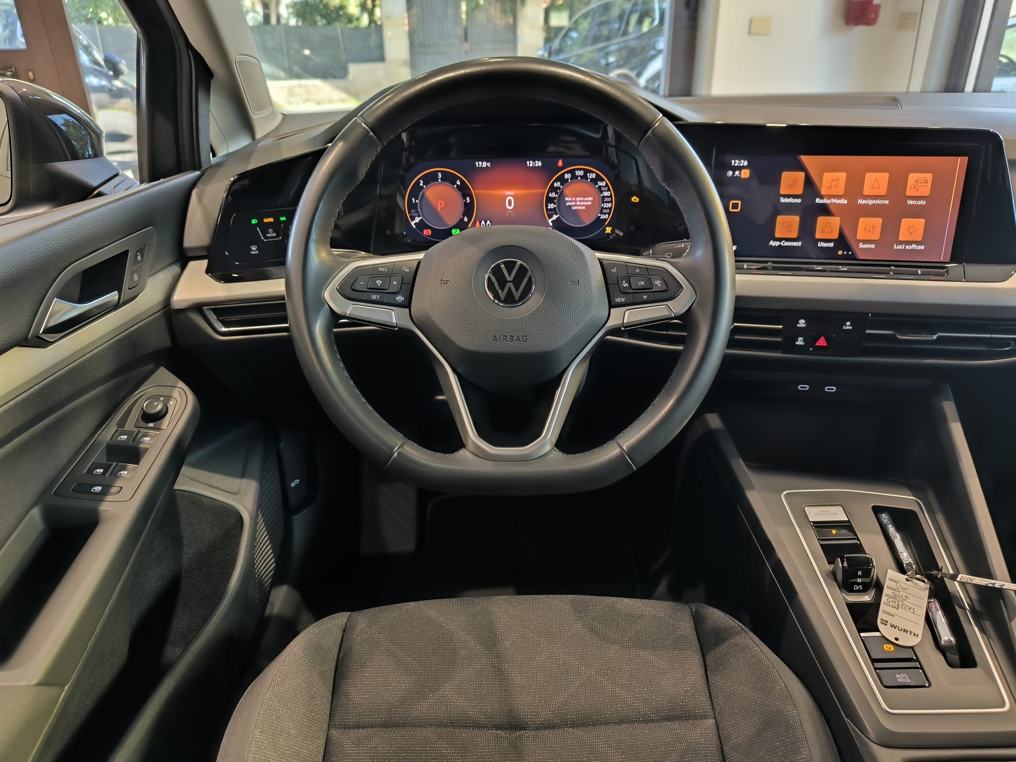 VW Golf 2.0 Tdi 115 cv Dsg Life - immagine 18