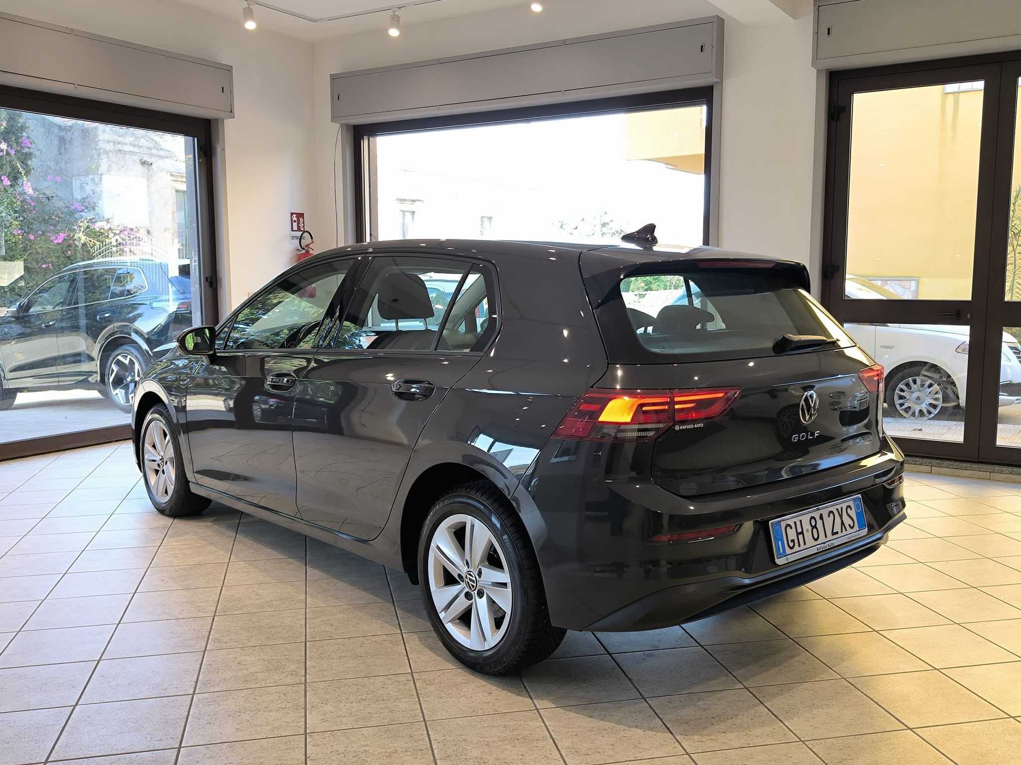 VW Golf 2.0 Tdi 115 cv Dsg Life - immagine 7